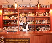 河源酒吧，需要調(diào)酒師和吧員若名